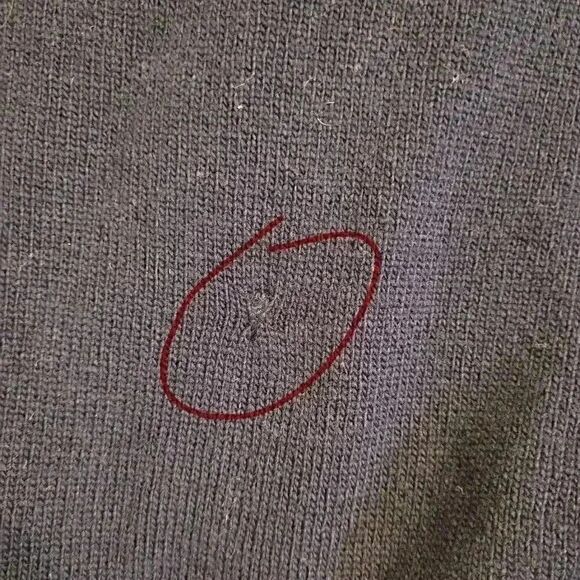 Lands' End Men's Navy 100% Lambswool V-Neck Vintage Sweater - Picture 6 of 6